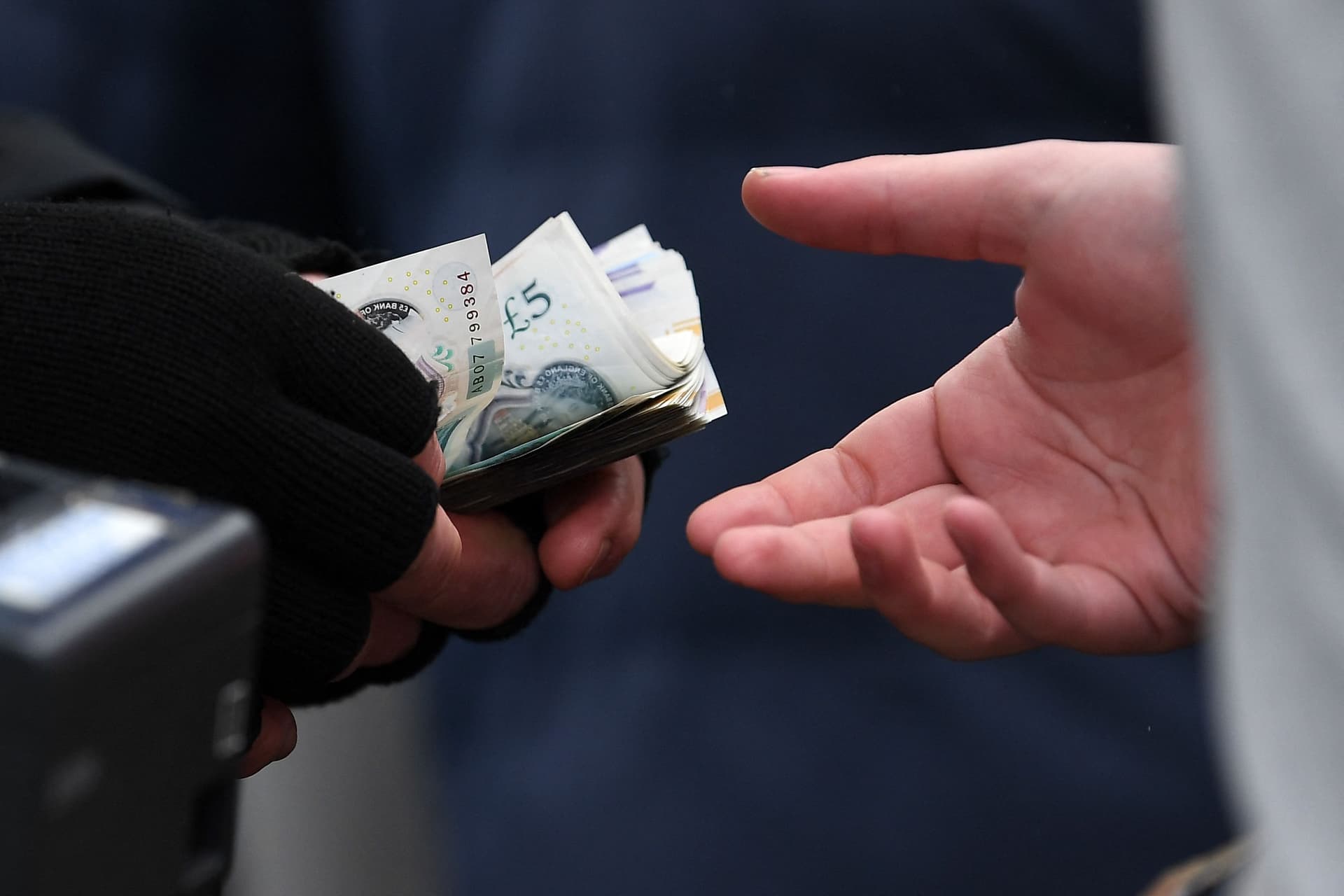 How UK Online Casinos are Responding to the 40% Tax Rise