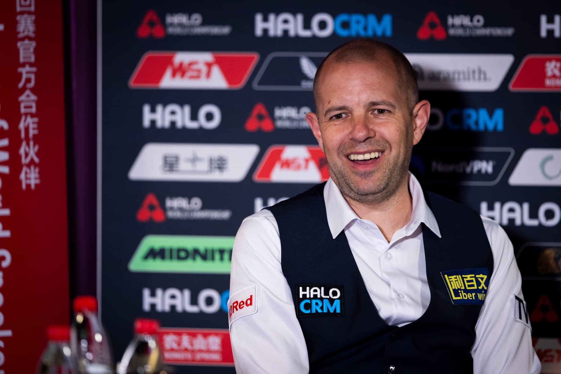 World Snooker Championship 2026: Barry Hawkins Admits Missing 'Arrogance' Needed for Snooker Success