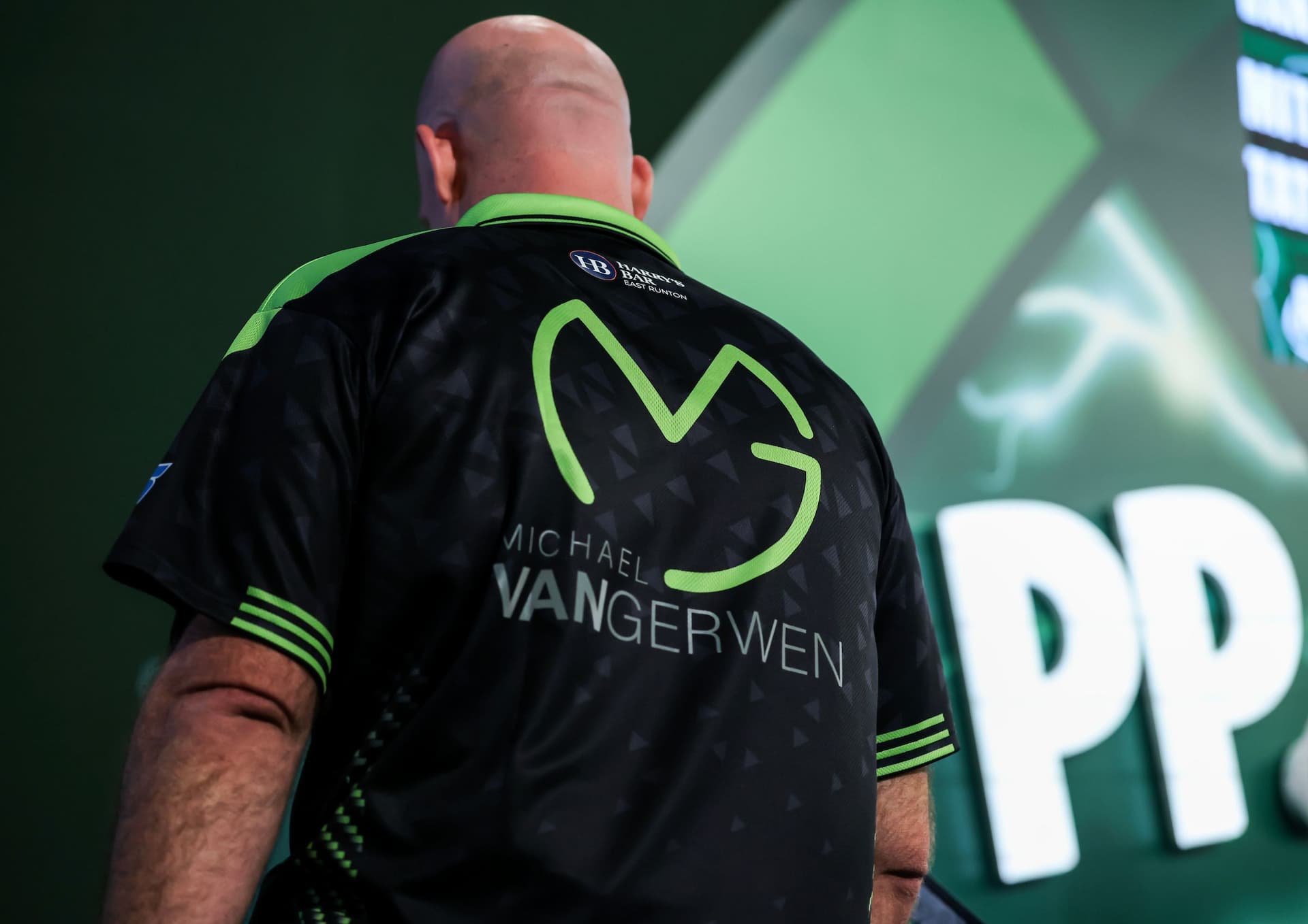 World Darts Championship 2026: Michael van Gerwen Delivers Savage Dig at Peter Wright