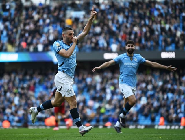 Manchester City FC v Fulham FC - Premier League